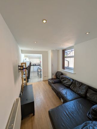 35, Furness Road, Manchester photo 4