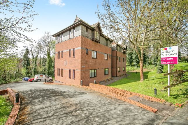 Flat for sale in Acer Grove, Ipswich