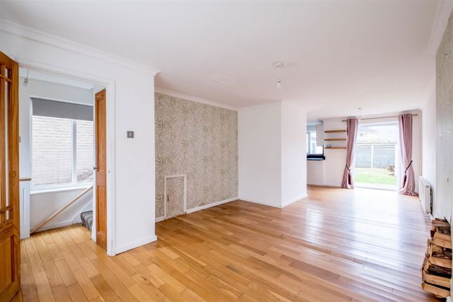 250, Norwood Road, Huddersfield photo 2