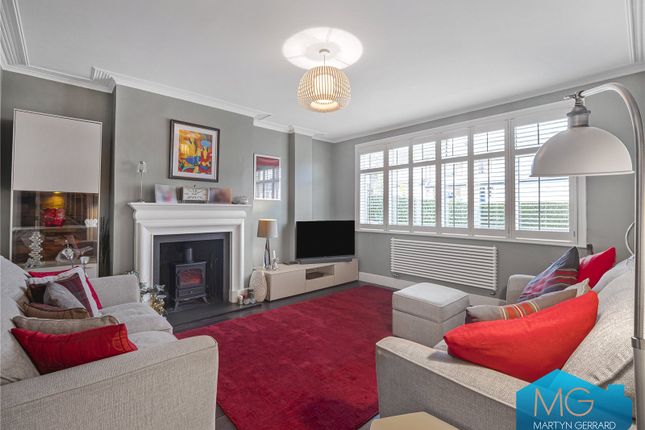 Thumbnail Terraced house for sale in Petworth Road, North Finchley