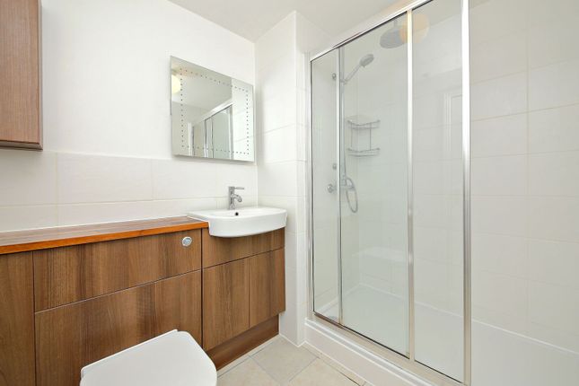 Flat 20 Tavistock Mansions, 49, St Luke's Road, Notting Hill photo 4