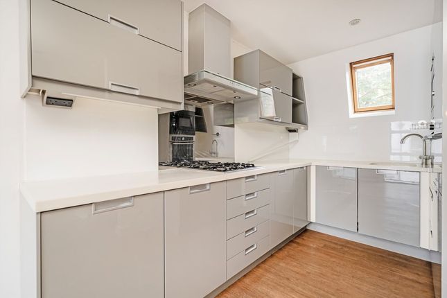 Dunworth Mews, London photo 3
