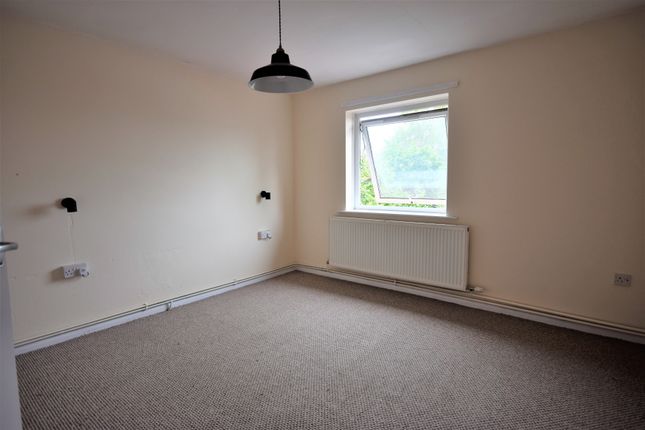 4, Formans Walk, Louth photo 4