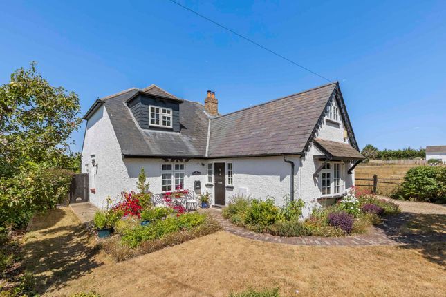 Hawthorns Crowbrook Road, Princes Risborough photo 2