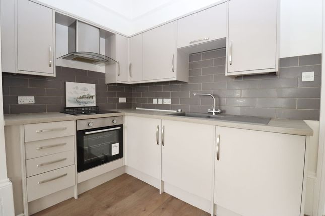 Flat 2, 13 Wellington Crescent, Ramsgate photo 4