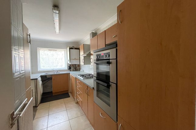 11, Brook Street, Luton photo 4