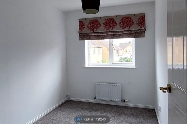 Detached house to rent in Sparrow Drive, Stevenage