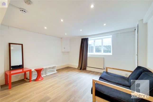 Bedroom3/Reception 3