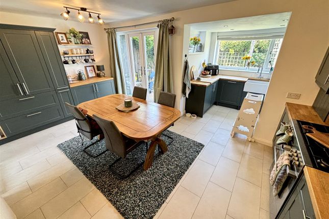 6, The Meadows, West Rainton photo 2
