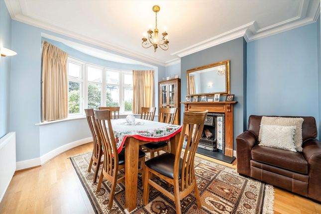10, Montrose Avenue, Twickenham photo 4
