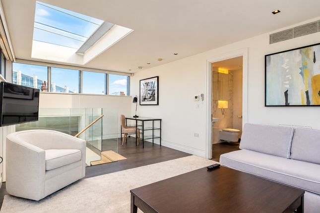 2-bed flat on Green Street, London, £17,333/mo