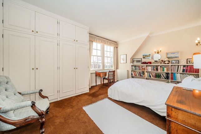 Flat 30, Campden House, London photo 3