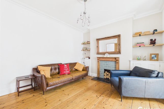 34, Wellington Road, Camborne photo 3