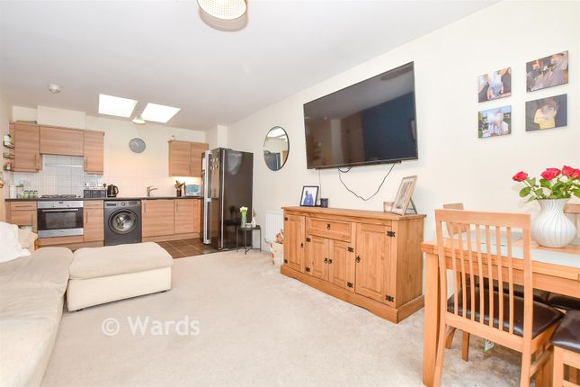 75, Brampton Field, Aylesford photo 3
