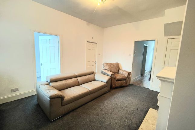 Flat to rent in High Street East, Wallsend