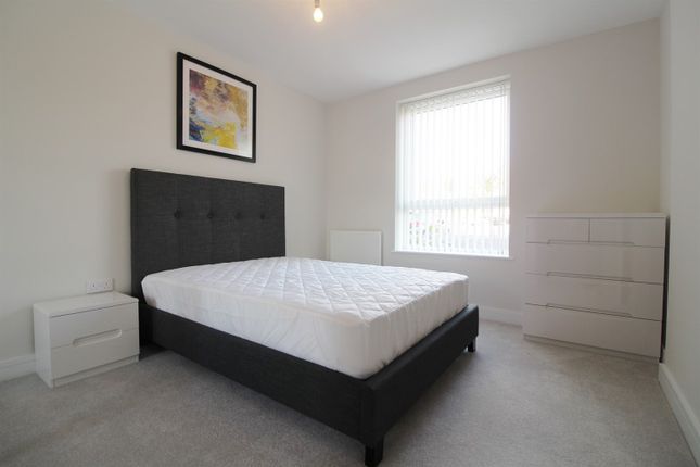 4, Peregrine House, Reading photo 4