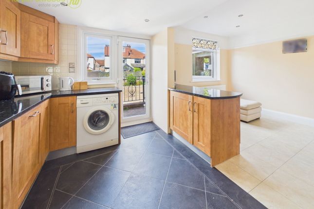 32, Studley Road, Wallasey photo 4