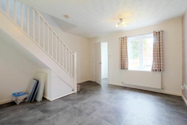 18, Russell Gardens, Nottingham photo 5