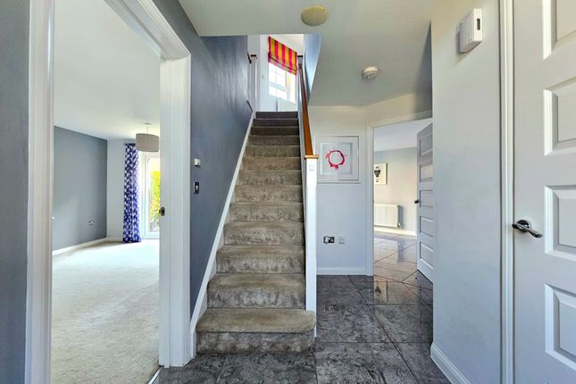 3 Bircher Way, Gloucester photo 2