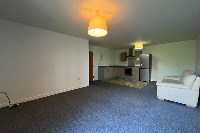 30, 196 Altrincham Road, Manchester photo 2