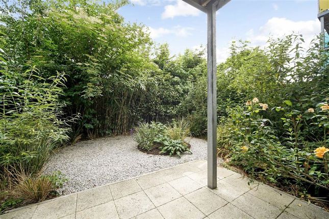 Flat 1, 2, Wharncliffe Mews, London photo 2