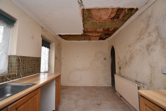 9 Taw Vale Close, North Tawton photo 3