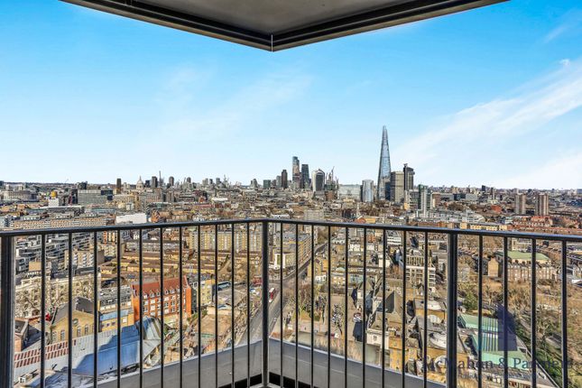 Flat to rent in 87B Newington Causeway, Elephant And Castle, London