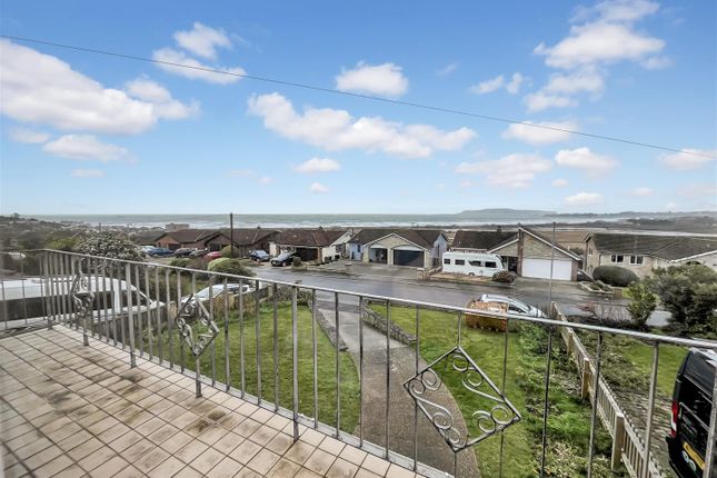 18, Brackendown Avenue, Weymouth photo 4