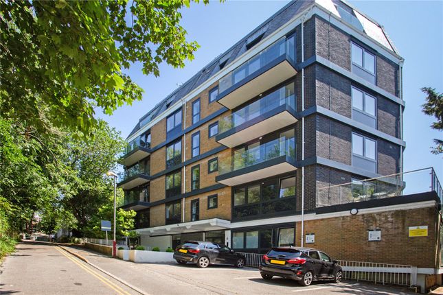 Flat for sale in Vale House, Clarence Road, Tunbridge Wells, Kent