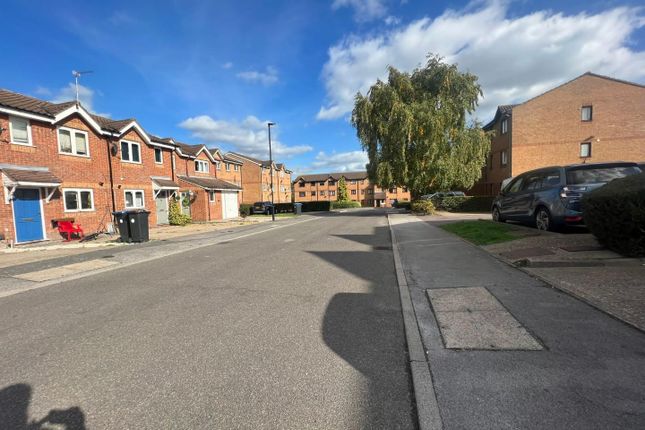 Flat for sale in Larmans Road, Enfield