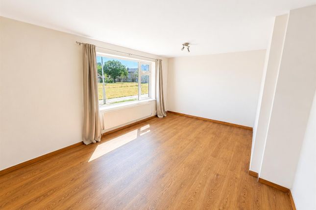 20, Helmsley Way, Corby photo 2