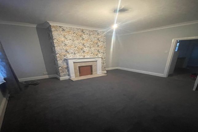 Victoria Road, Wombwell Barnsley photo 2