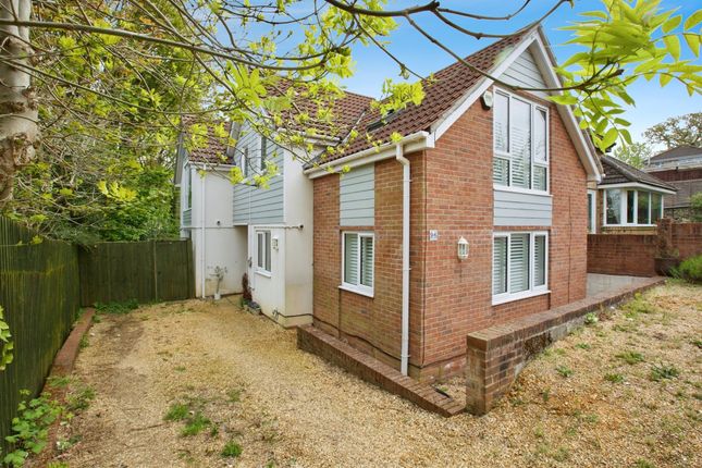 Thumbnail Detached house for sale in Gainsford Road, Southampton