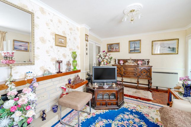 46, Sandford Leaze, Tetbury photo 2