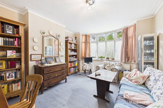 96, Sunny Gardens Road, London photo 2
