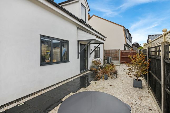 Detached house for sale in Highfields Road, Highfields Caldecote, Cambridge