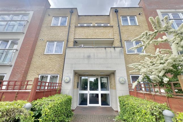 Thumbnail Room to rent in Homefield Place, Croydon