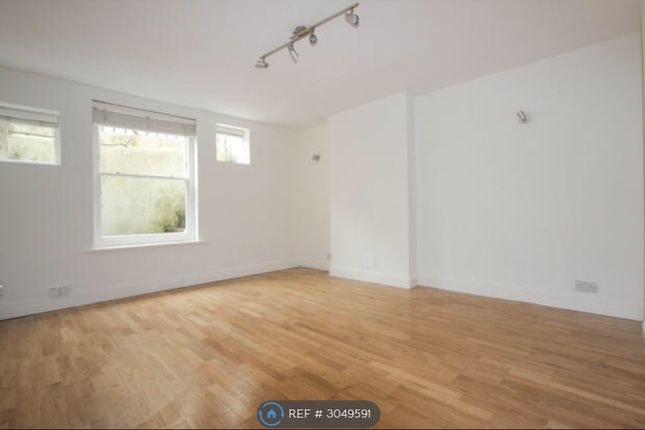 Basement Flat A, College Road, Brighton photo 2