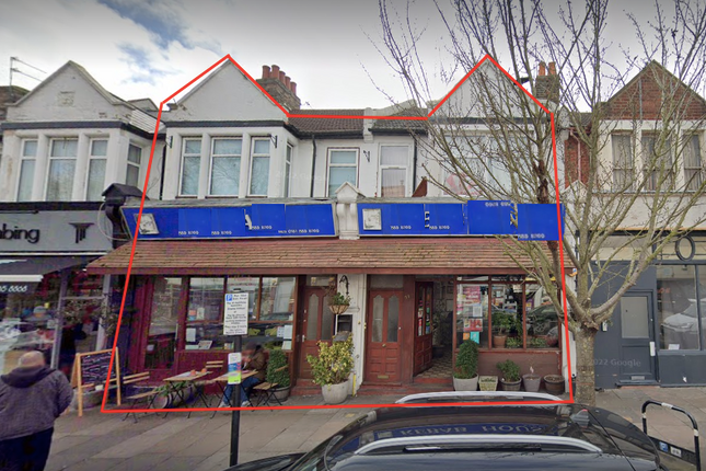 Thumbnail Restaurant/cafe for sale in Myddleton Rd, North London