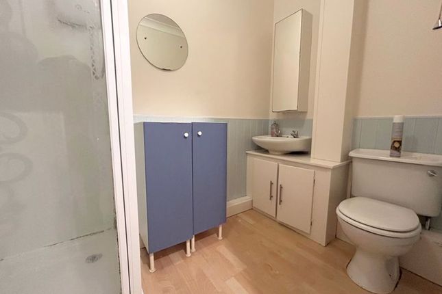 148, Warwick Road, Scunthorpe photo 4