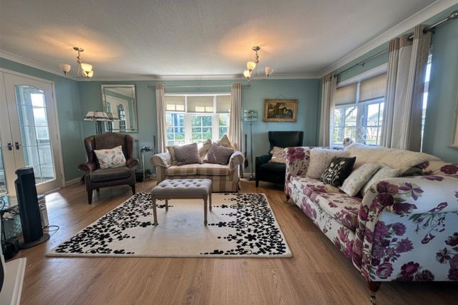 Birch House, Cundall Drive, York photo 2