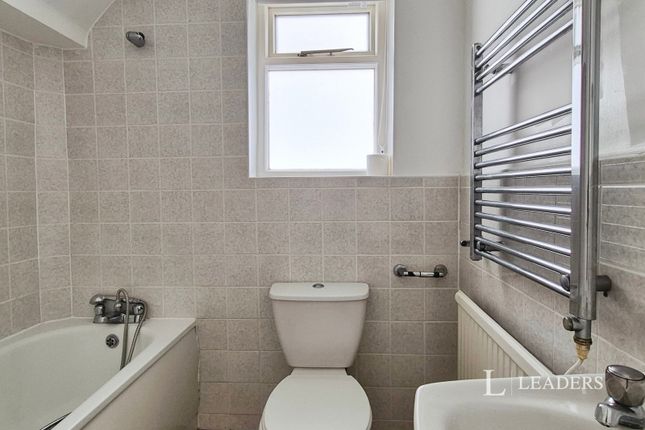 10, Compton House, Eastbourne photo 4