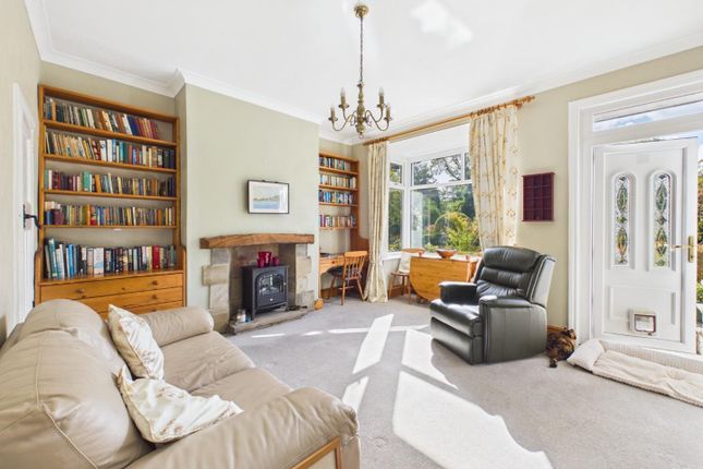 36, Ash Grove, West Yorkshire photo 2