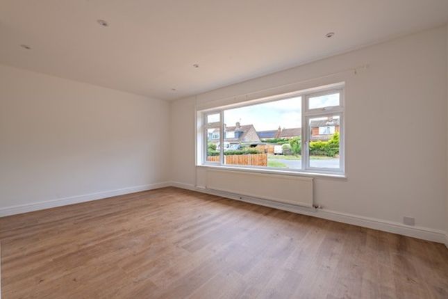 16 Orchard Close, Eaton Ford, St Neots photo 4