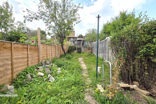 70 Avondale Avenue, BARNET photo 5