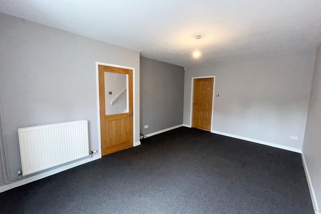 19, Leys Field Gardens, Derby photo 3