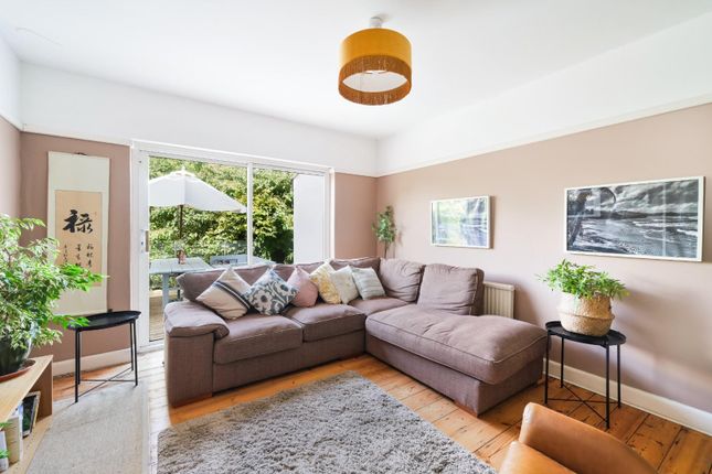 59, Sandersfield Road, Banstead photo 4