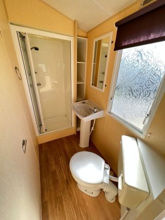 6, Fairway Holiday park, Sandown photo 4