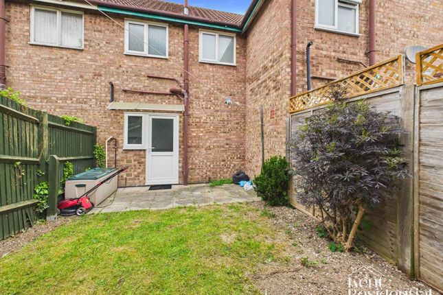 10 Colchester Close, Chatham photo 4