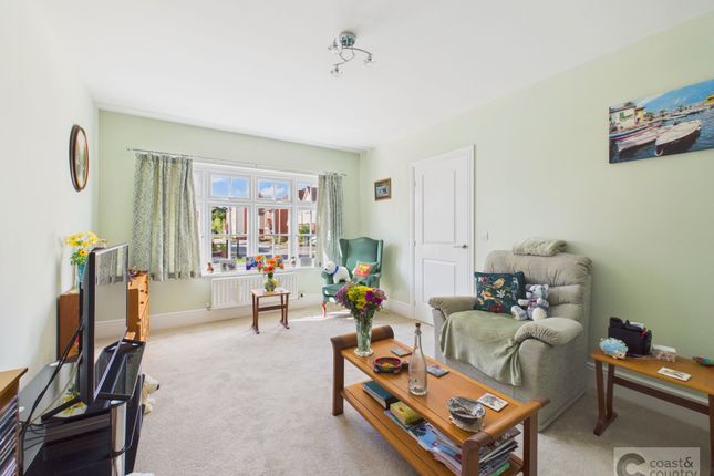 4 Kingfisher Way, Newton Abbot photo 4